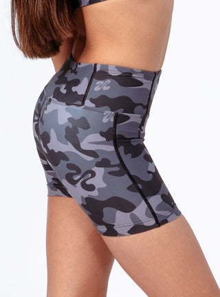 Studio Bike Shorts Camo