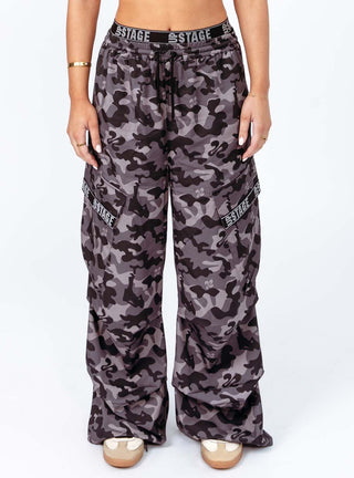 Exposed Elastic Parachute pants Camouflage